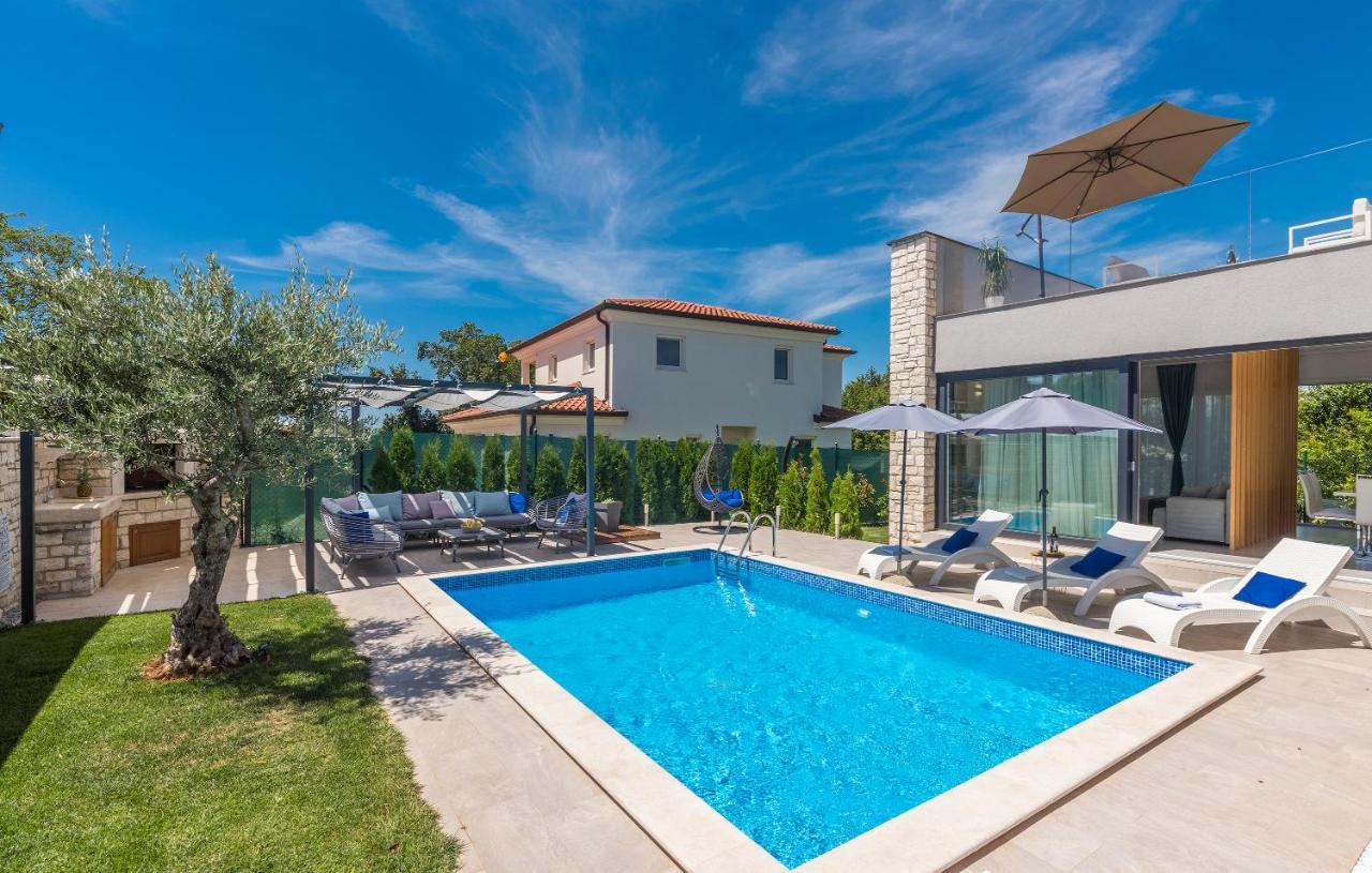 Villa Selest Umag Exterior photo
